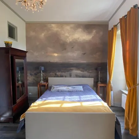 Frühstückspension Le Chateau De Claids