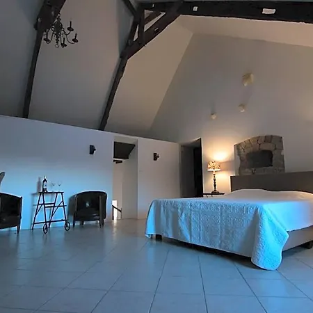 Bed & Breakfast Le Chateau De Claids