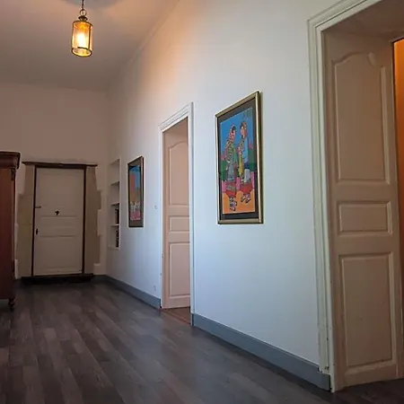 Le Chateau De Claids Bed & Breakfast
