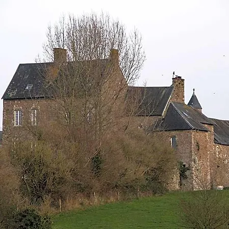 Bed & Breakfast Le Chateau De Claids Saint-Patrice-de-Claids