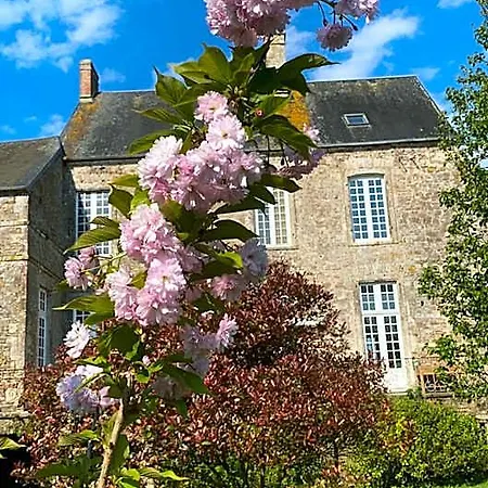 Bed & Breakfast Le Chateau De Claids