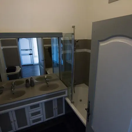 Le Chateau De Claids 4*