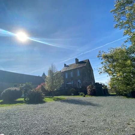 Frühstückspension Le Chateau De Claids 4*