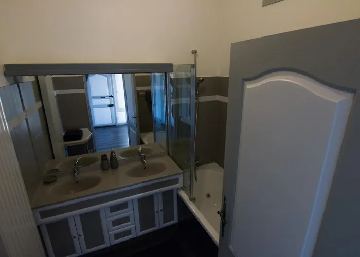 Le Chateau De Claids 4*